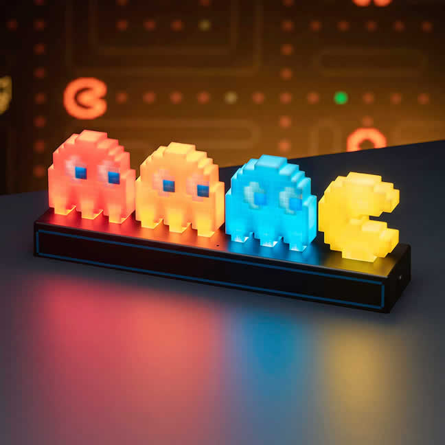 Lámpara de videjuego figra de Pacman y 3 fantasmas